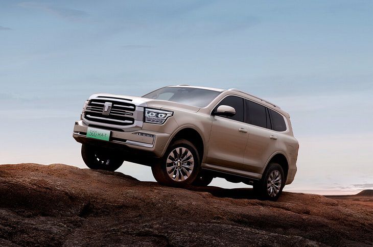 Tank 500 и Chery Tiggo 9. Когда один и тот же бюджет открывает двери в два совершенно разных мира автомобиль