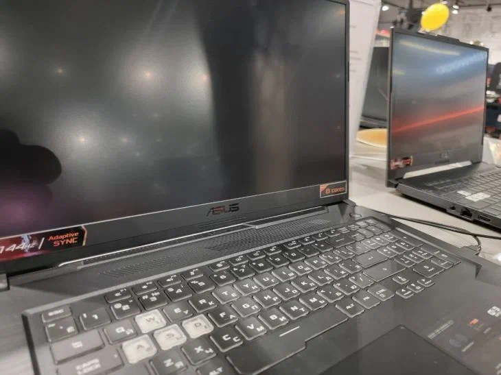 Asus предупредила о резком подорожании ПК: вслед за Intel и AMD Ноутбук