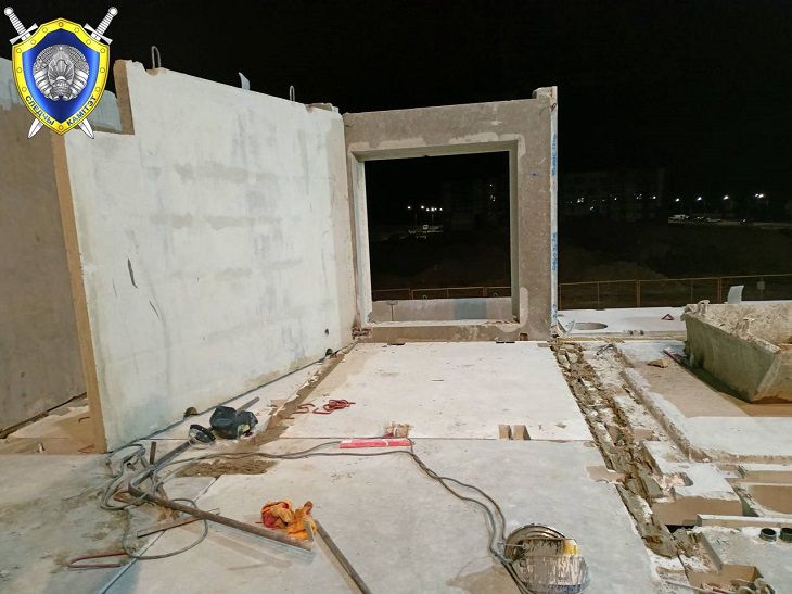 Под Брестом на людей рухнула плита перекрытия плита