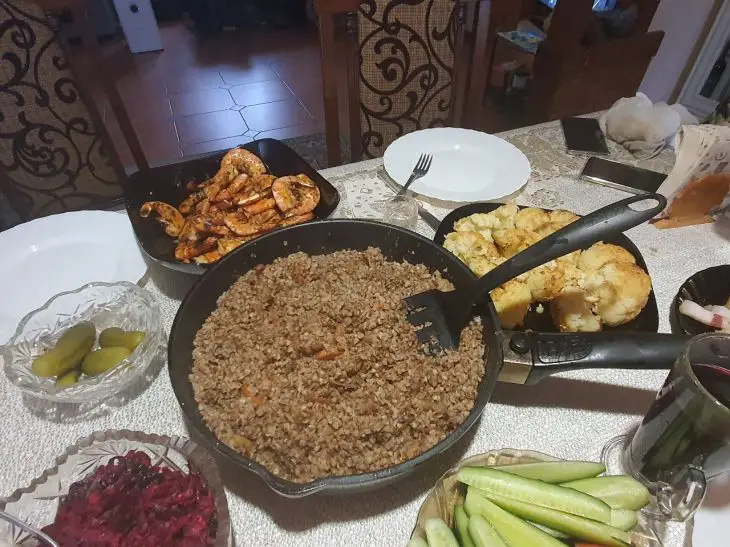 Ужин до 18:00: почему этот миф мешает вам похудеть раз и навсегда ужин