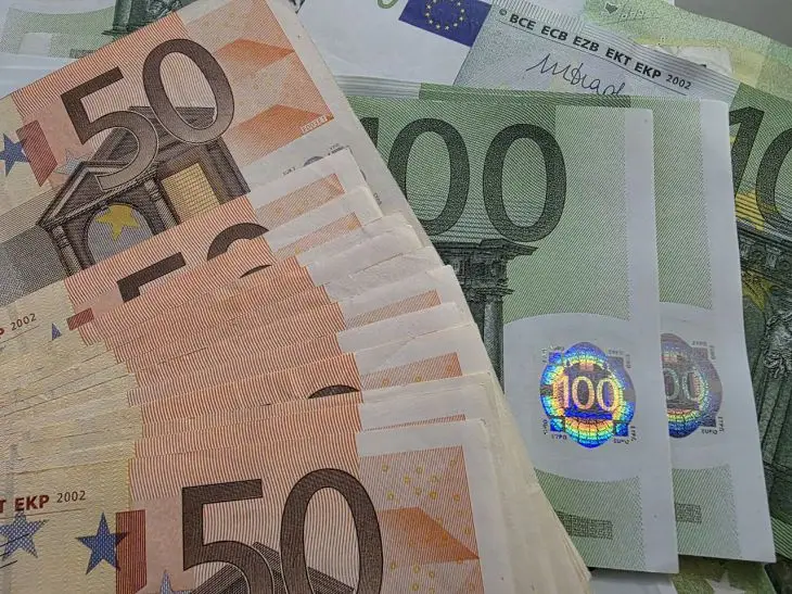 Крах евро близок: Bloomberg предупреждает о возвращении энергокризиса 2022 года