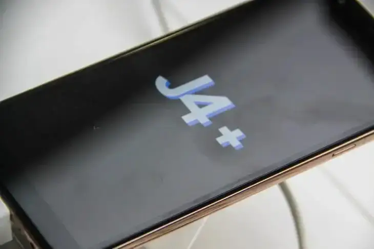 Тысячи жалоб за день: эксперты связывают сбои Telegram с началом блокировки Смартфон