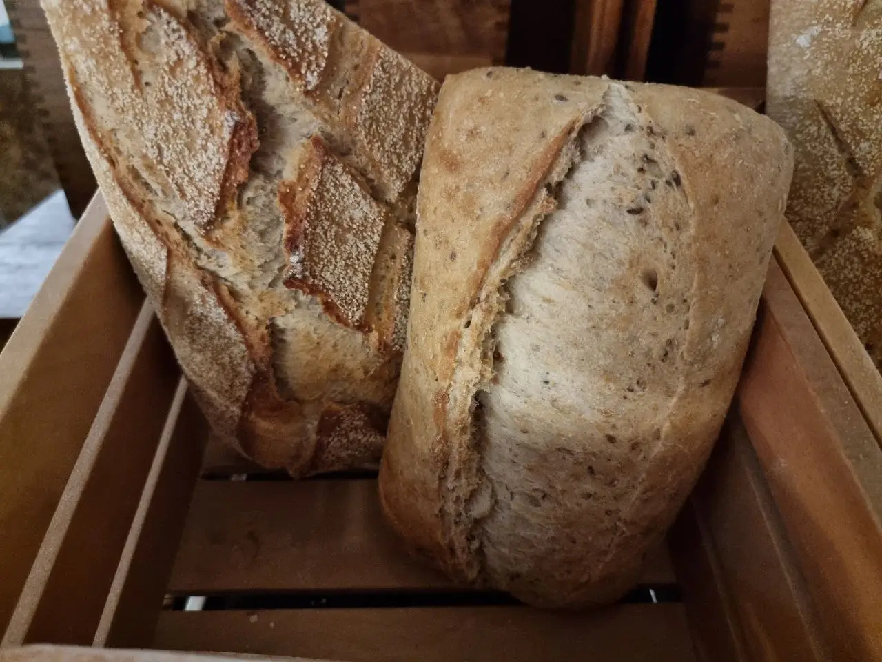 Эксперимент над телом: что случится с животом, если есть хлеб ровно в 16:00