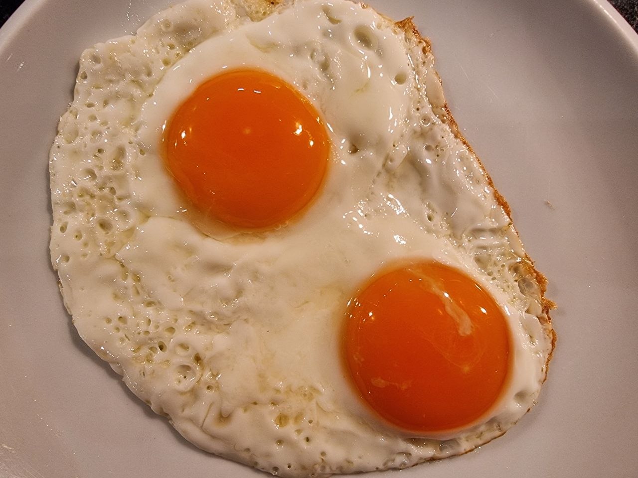 Почему идеальная яичница получается только на малом огне яичница