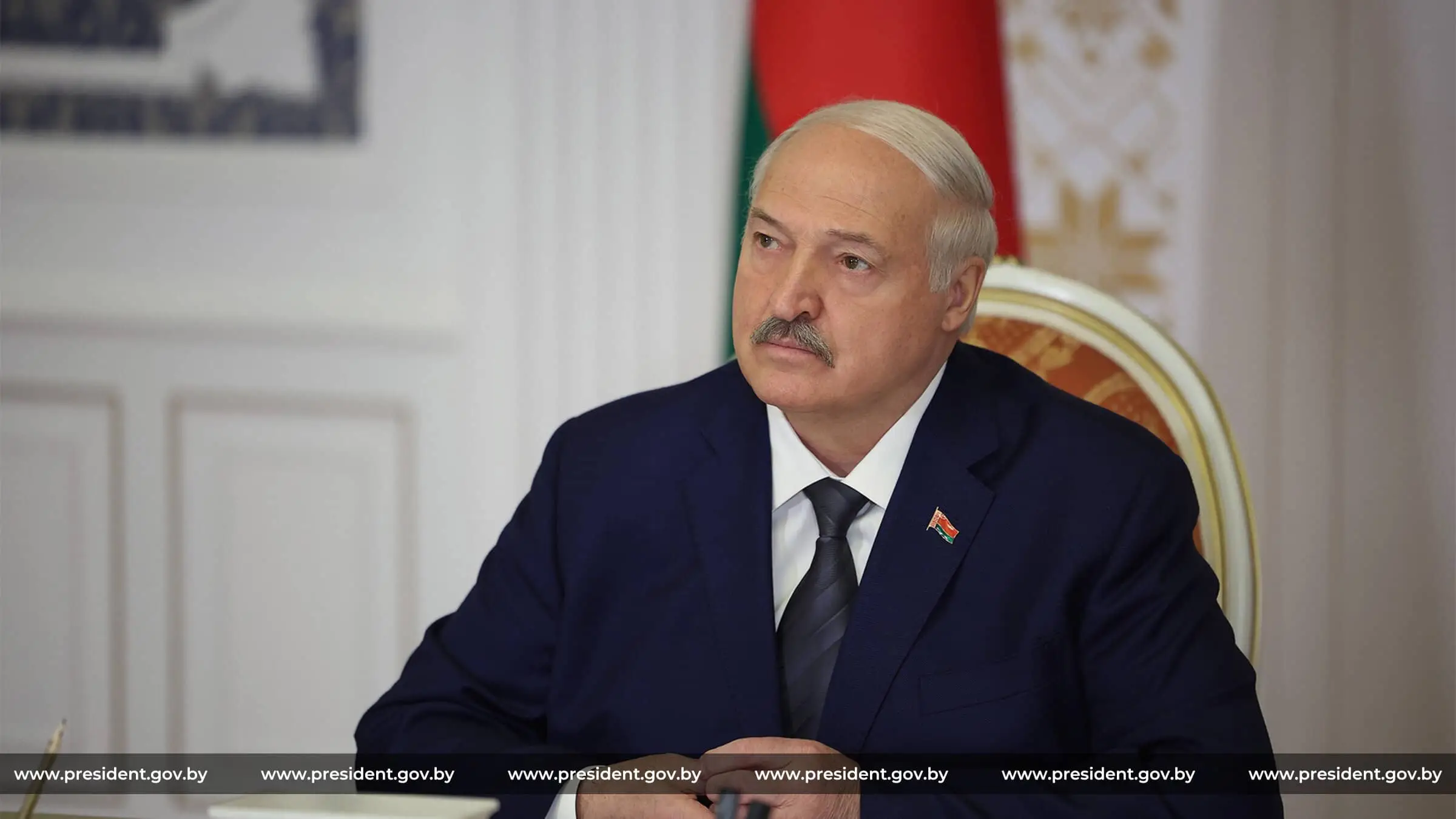 «Постоянно быть в боевой готовности»: Лукашенко обратился к военнослужащим и ветеранам в День войск противовоздушной обороны Лукашенко