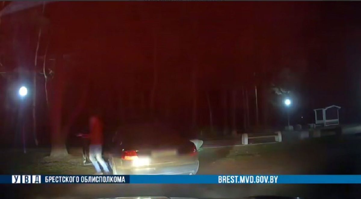 Решил, что правила писаны не для него. В Бресте пьяный водитель устроил погоню: думал уйти человек