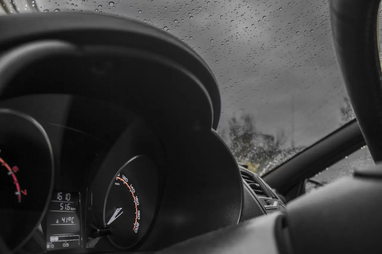 Каких «китайцев» можно не бояться: названы машины, которые берегут семейный бюджет Машина