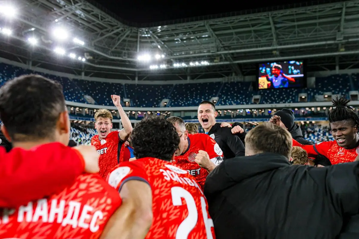 Футбол. Чемпионат России. После 10 матчей без побед «Акрон» одолел «Балтику»