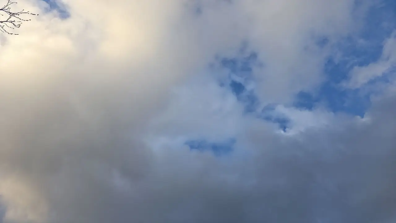 Белорусов предупредили о грозах. Но не только они побеспокоят 16 апреля 2026 года небо