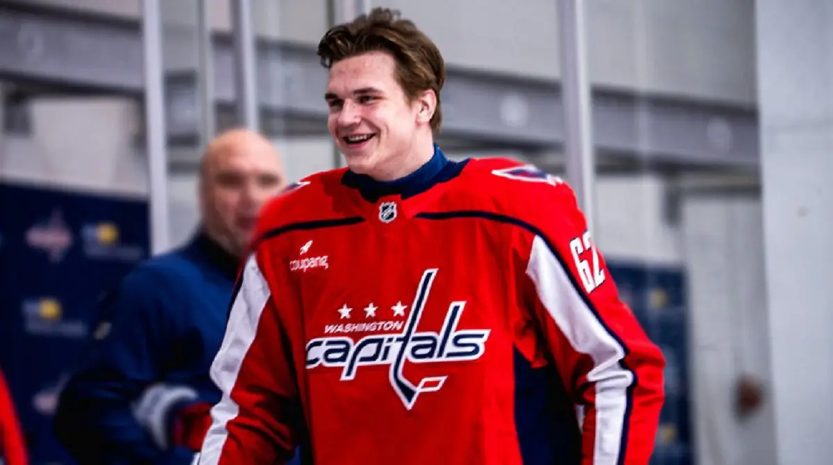 НХЛ. Протас-младший удачно дебютировал. Сыграл с братом, отдал голевую передачу Протас