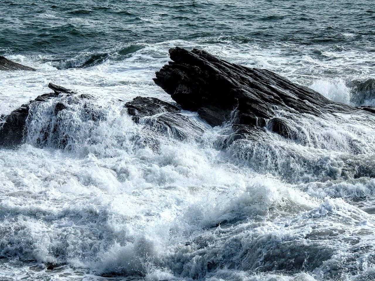 Потоп в Дагестане: режим ЧС регионального характера, более 6,2 тысячи пострадавших и 5 погибших Вода