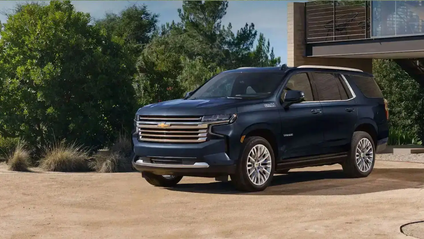 Check Engine. Некоторые Chevrolet Tahoe и Suburban с такой неисправностью будут ремонтировать бесплатно автомобиль на дороге