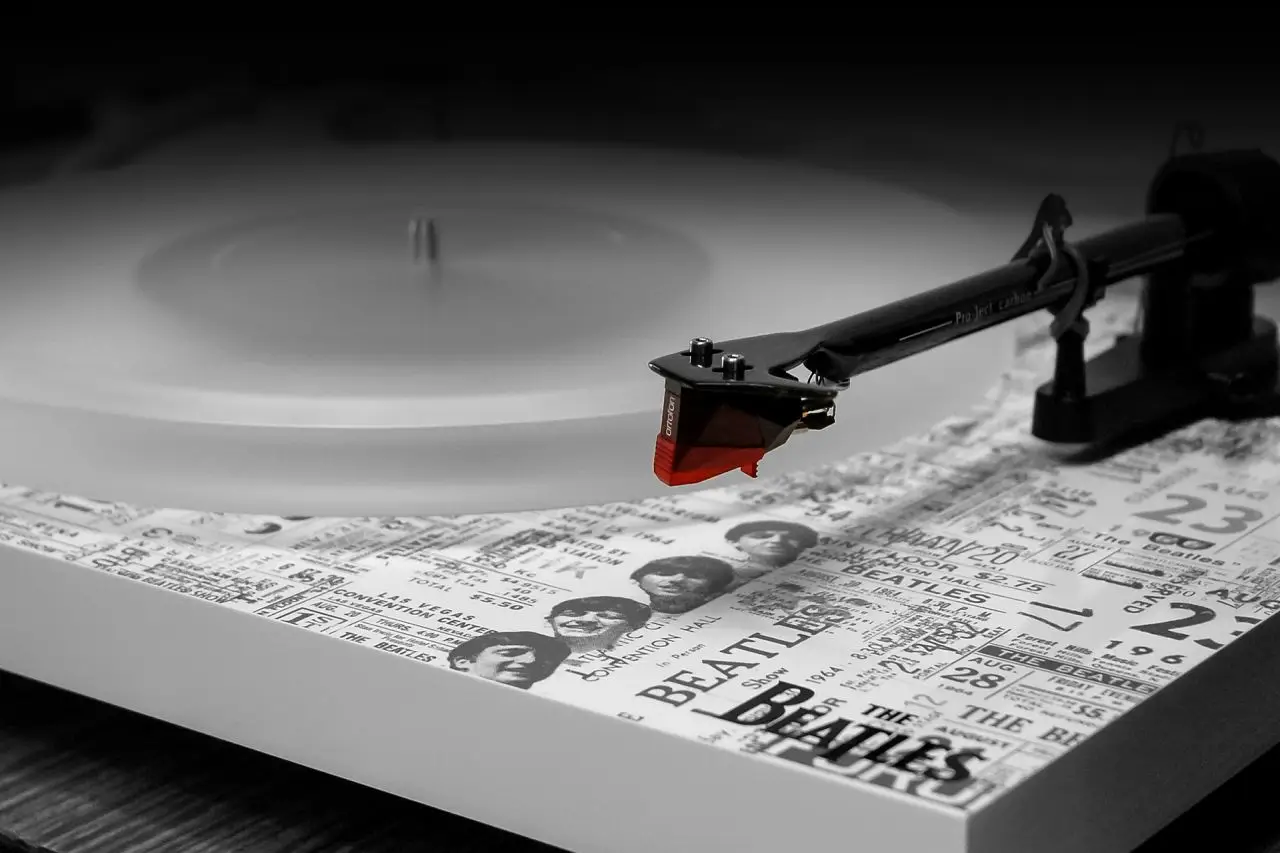 Семиэтажный музей The Beatles откроют в 2027 году Музыкальный проигрыватель