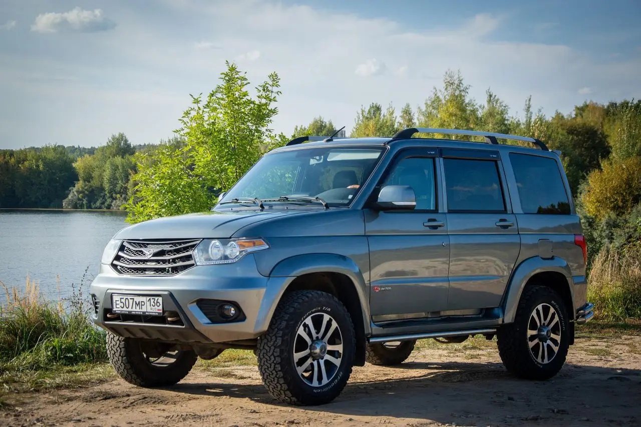 Обновленный UAZ Patriot получил ряд улучшений комфорта и управляемости УАЗ Патриот