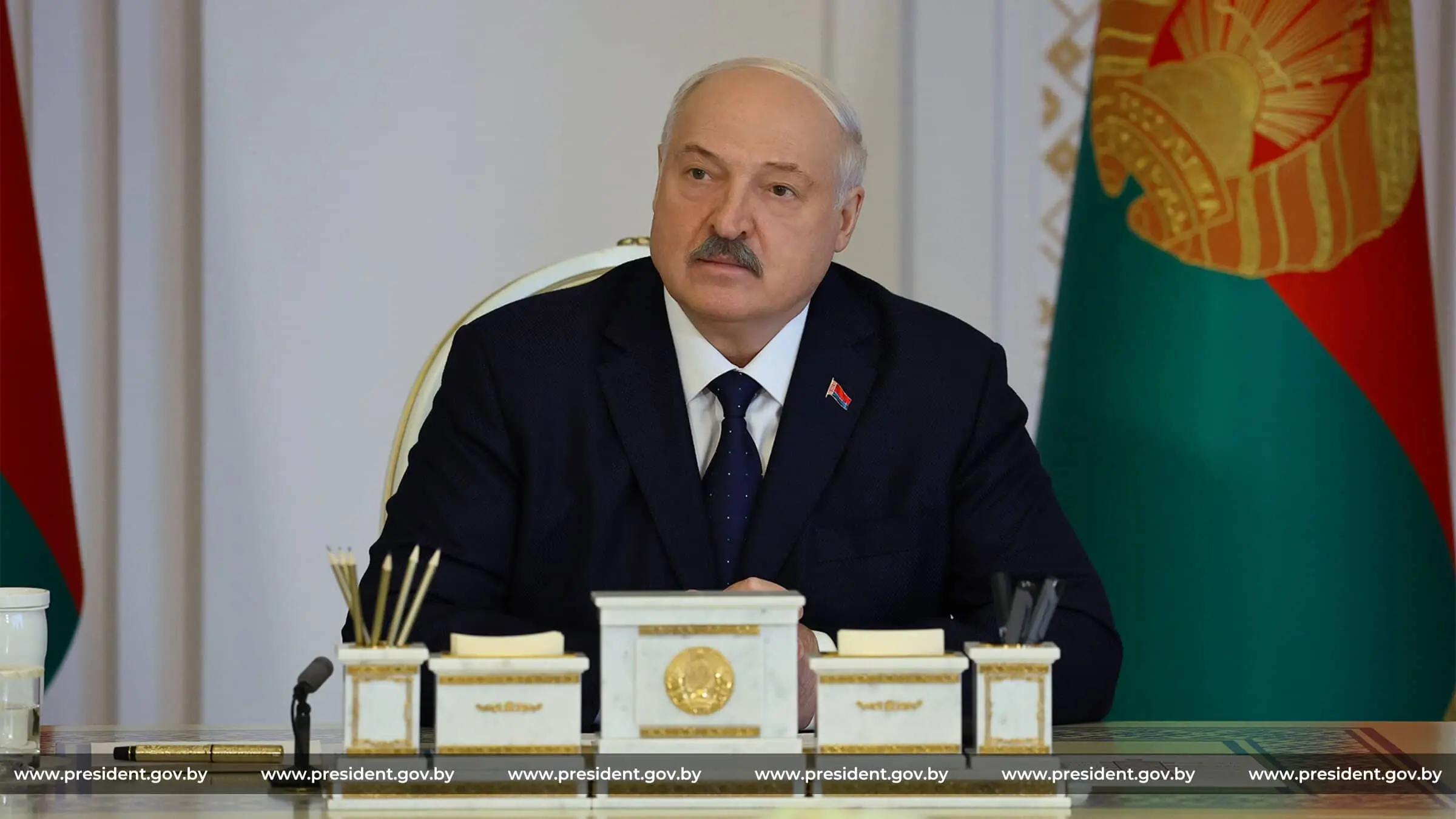 Дело об атаке дрона на автобус с белорусами. Лукашенко поручил взять на контроль и установить правду Александр Лукашенко