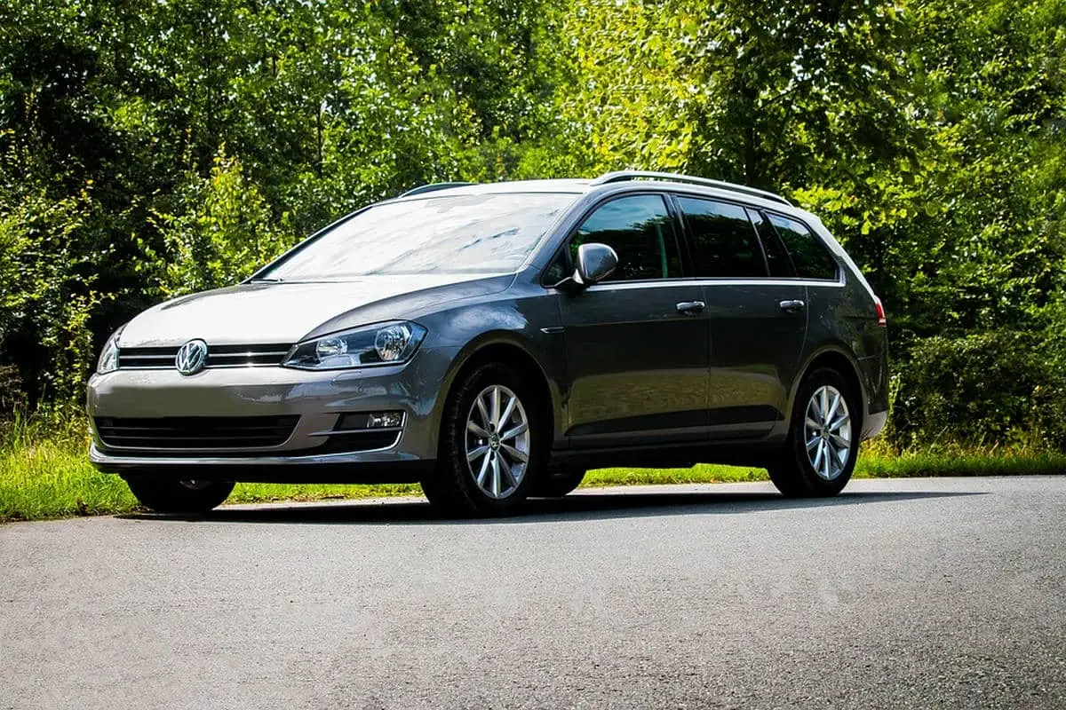 Шесть из девяти членов правления Volkswagen видят угрозу краха компании Автомобиль Volkswagen