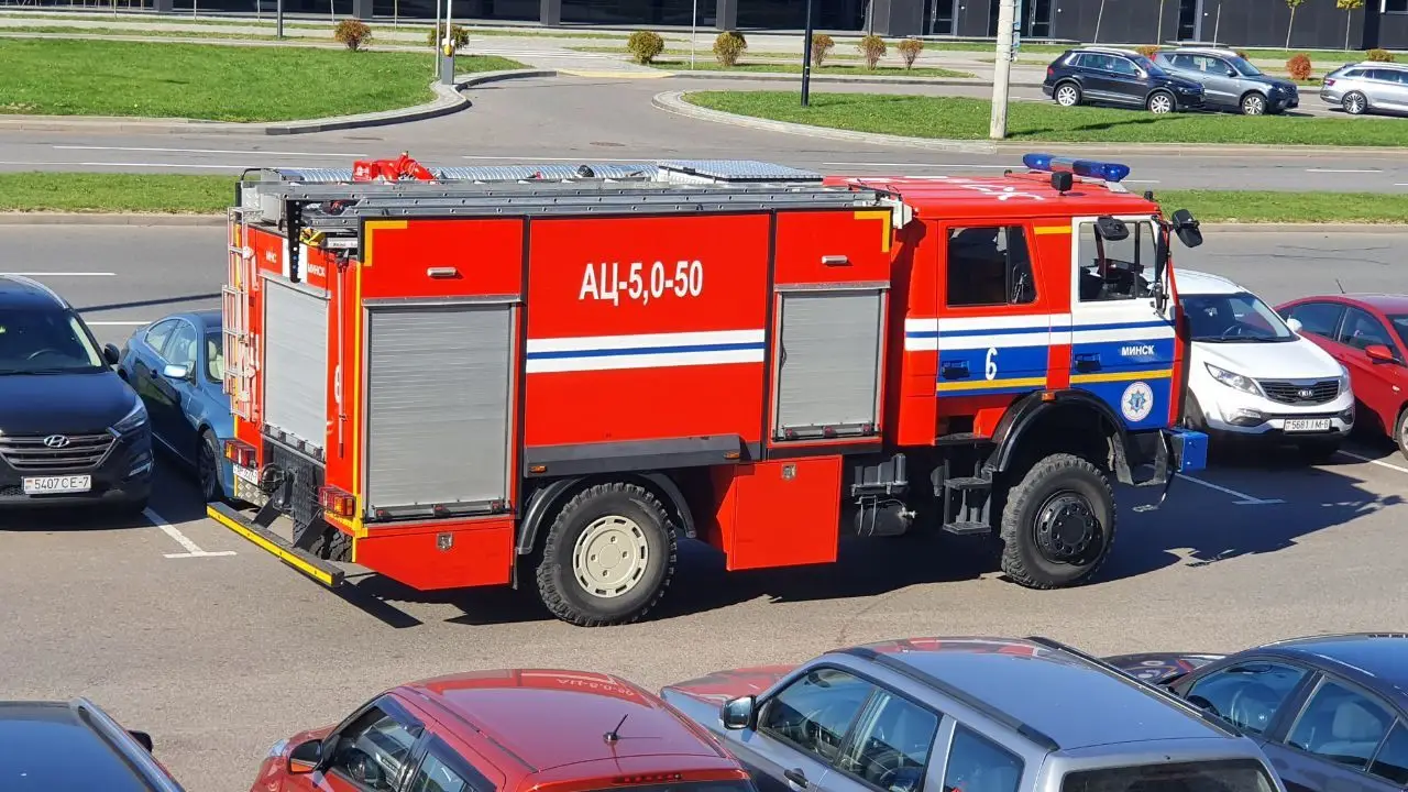 В мэрии Минска назвали самые распространенные причины пожаров в столице автомобиль МЧС