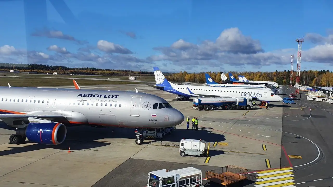 «Аэрофлот» отменил третий рейс Москва-Минск-Москва, еще один задержан самолеты в аэропорту
