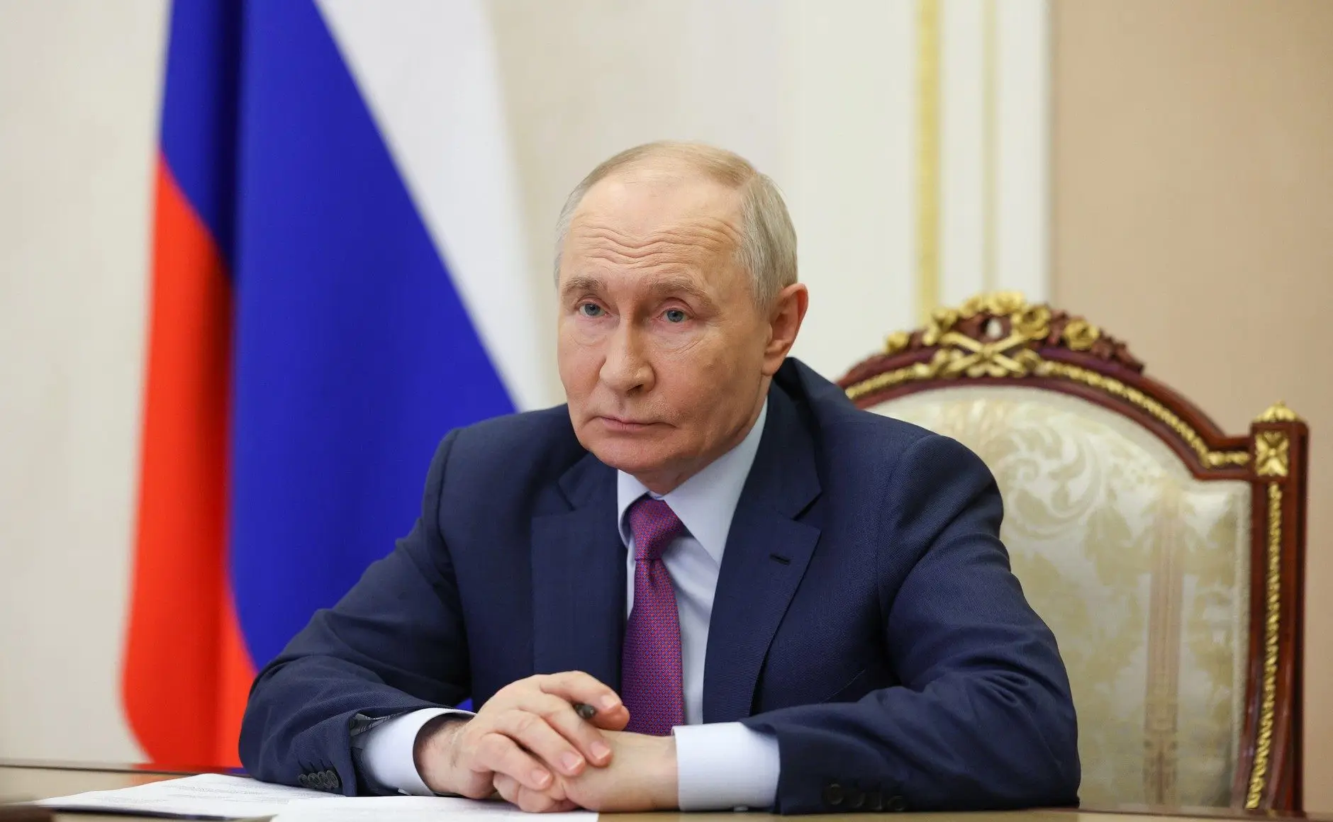Путин рассказал о хлебе, которым его угостил Лукашенко Владимир Путин