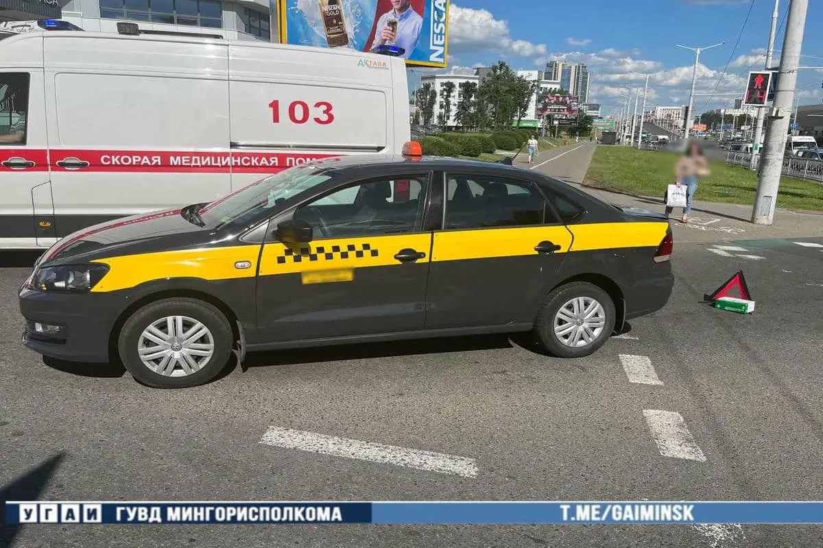 Таксист сбил 13-летнего водителя электросамоката в Минске Автомобиль такси