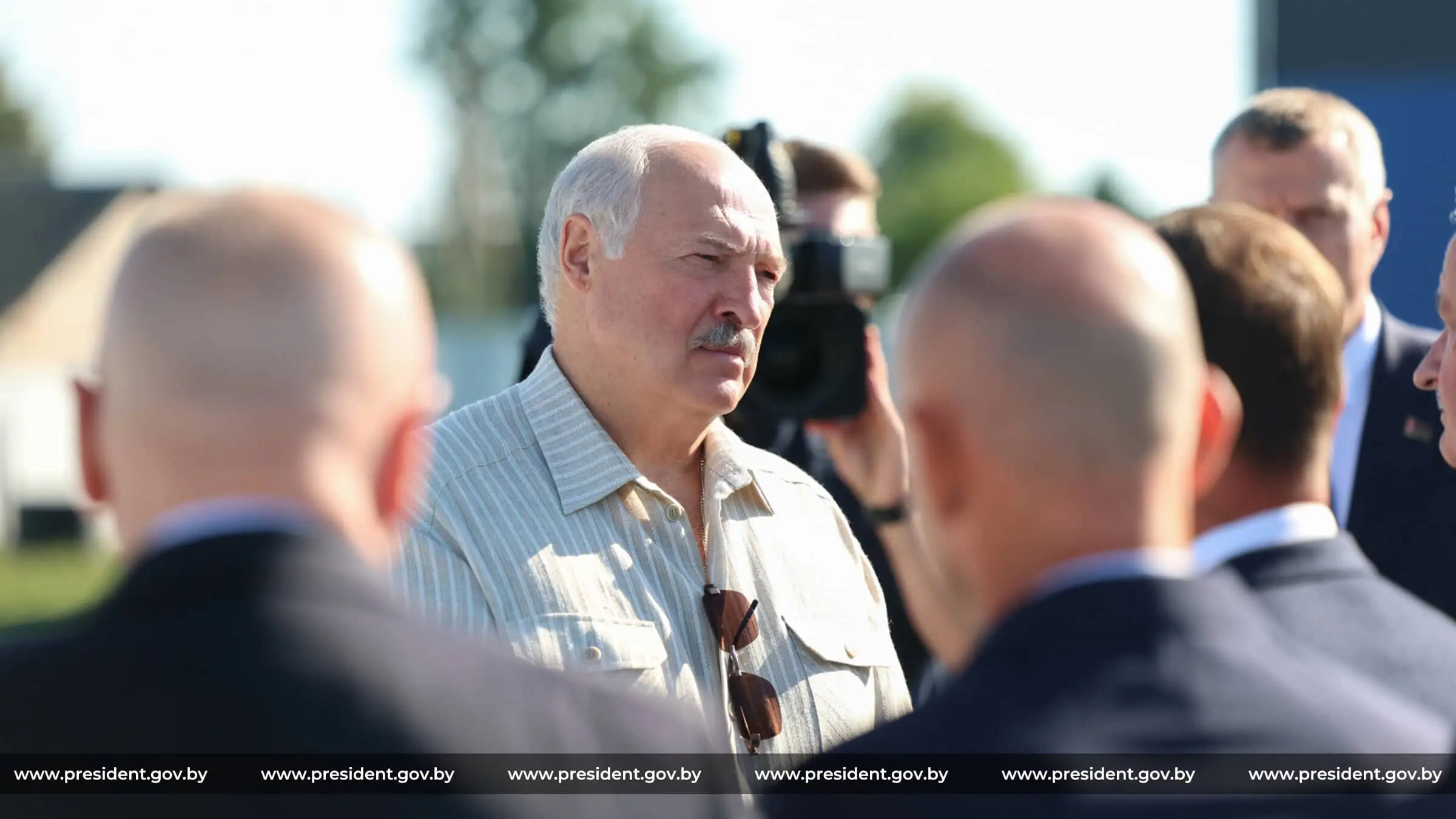 Лукашенко выделил колоссальные ценности, которые важно сохранить белорусам Александр Лукашенко