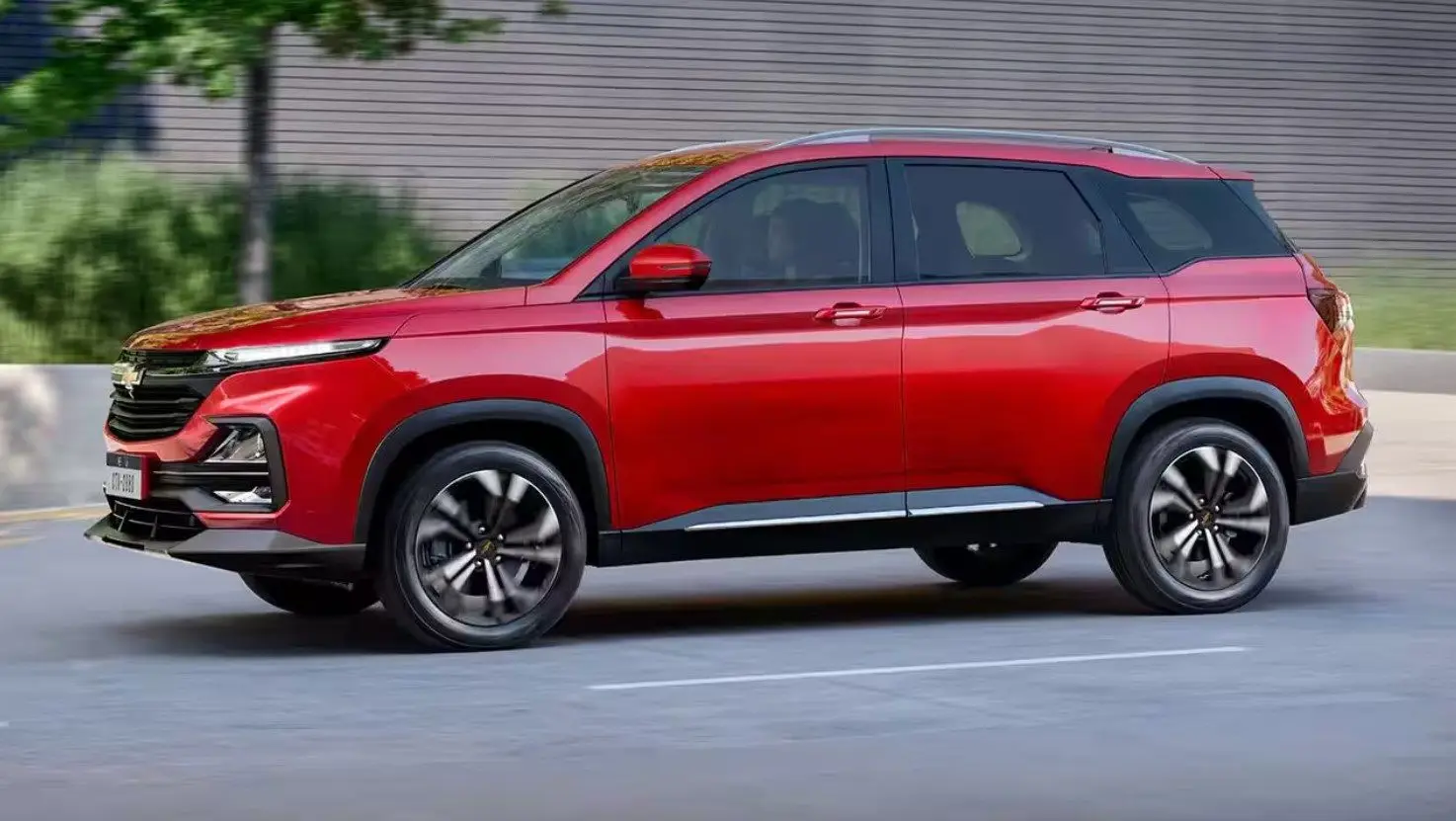 Дешевле «китайцев». В России стартовали продажи семиместного Chevrolet Captiva новый автомобиль