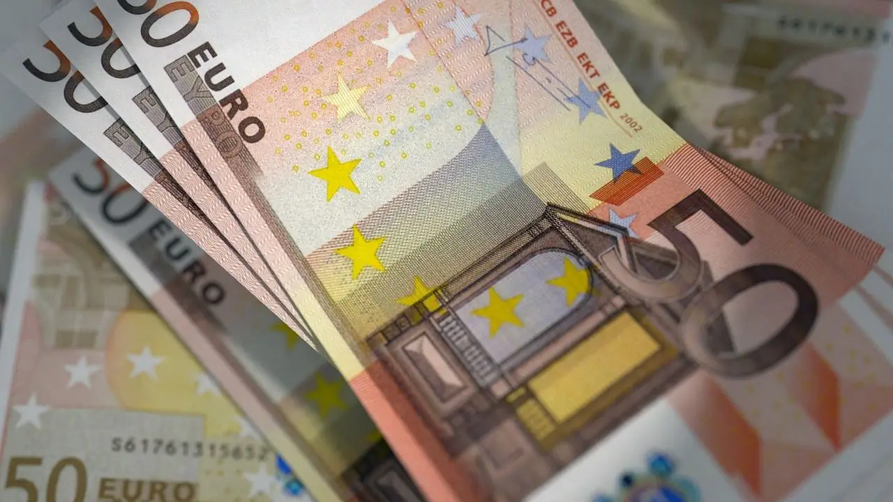 Европа застряла между инфляцией и рецессией: почему ЕЦБ не знает, что делать дальше евро