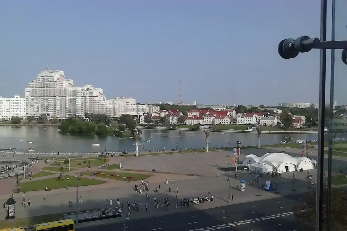 Новости сегодня за 10 июля 2026 года: правительство скорректировало цены, Токаев позвал Трампа в Казахстан, в Германии от жары погибли 5100 человек, в Ельском районе нашли халву с кадмием Город летом