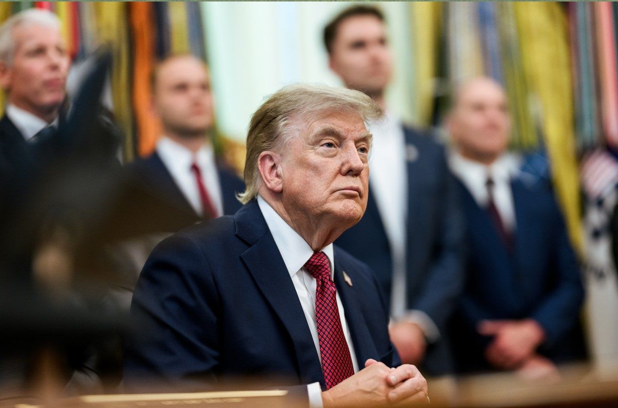 Трамп анонсировал мощный удар по Ирану Дональд Трамп