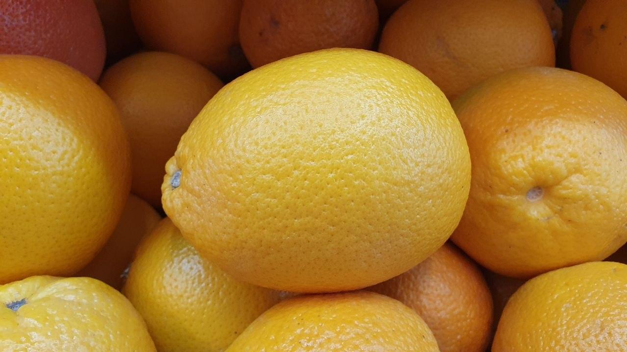 Интересный факт о лимонах: в них больше сахара, чем в клубнике лимон