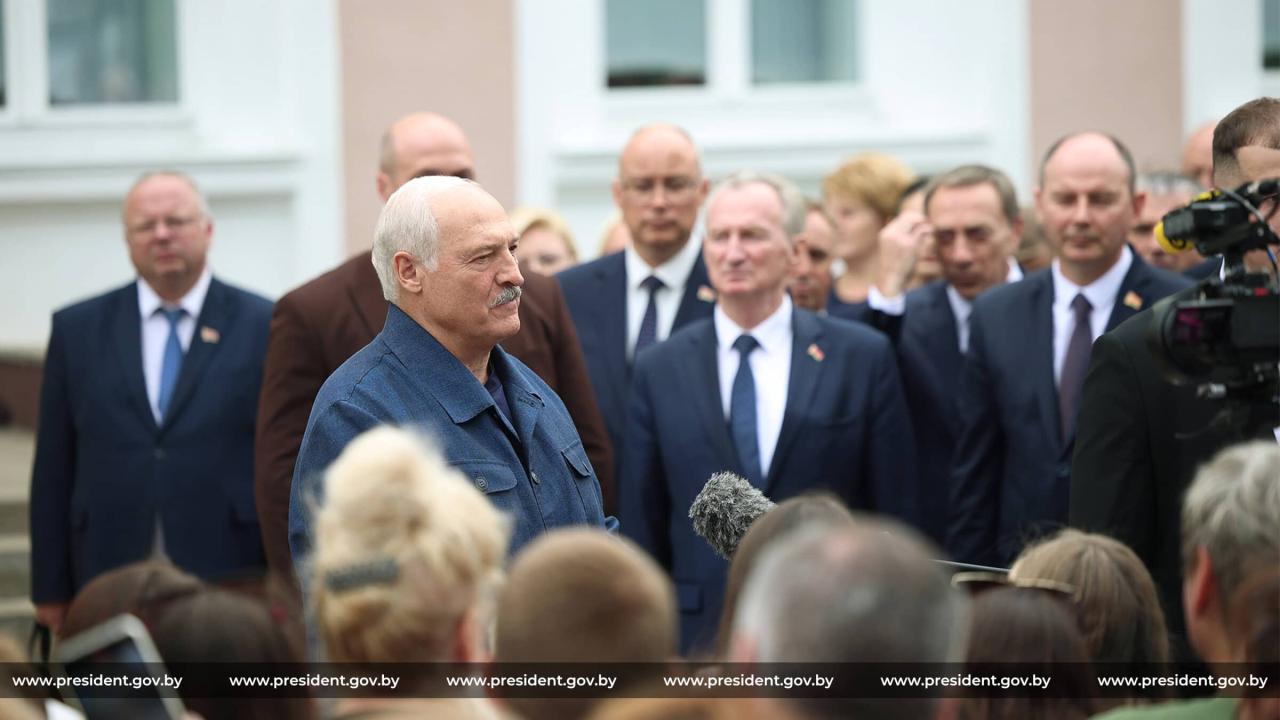 Беларусь заработала на продовольствии больше, чем на нефти, а спрос на еду будет только расти, заявил Лукашенко Александр Лукашенко