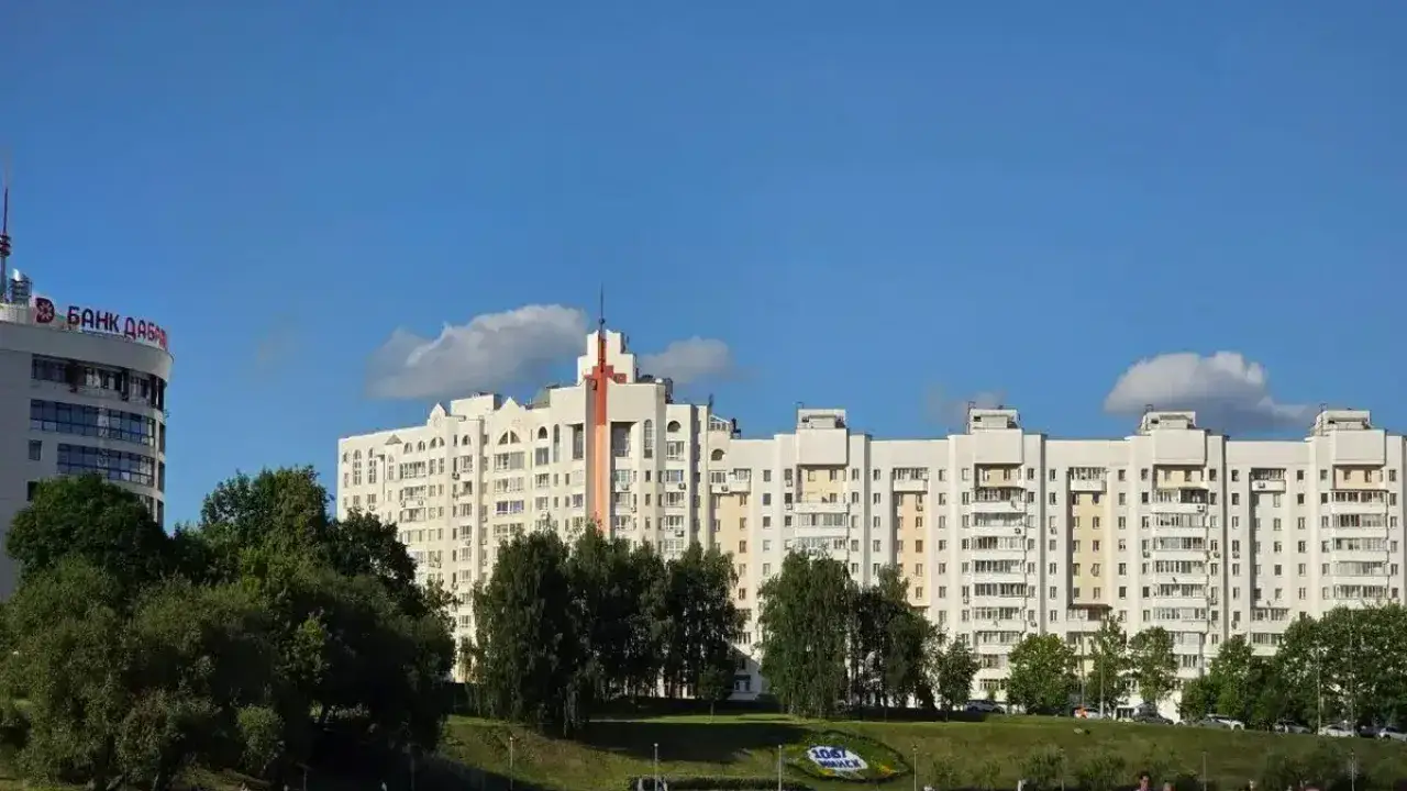 Новости сегодня за 6 августа 2026 года: Лукашенко обновил руководство СК и внутренних войск, доллар и евро обновили 4-месячный максимум, шквалистый ветер обесточил Гомель, Wildberries запускает мессенджер Вид на город