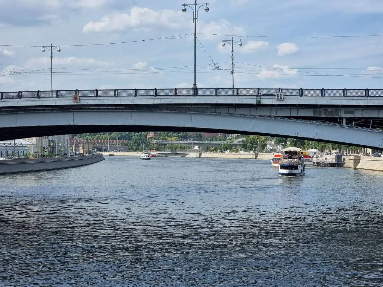За пять лет в Беларуси построили и отремонтировали почти 22 километра мостов Мост над рекой