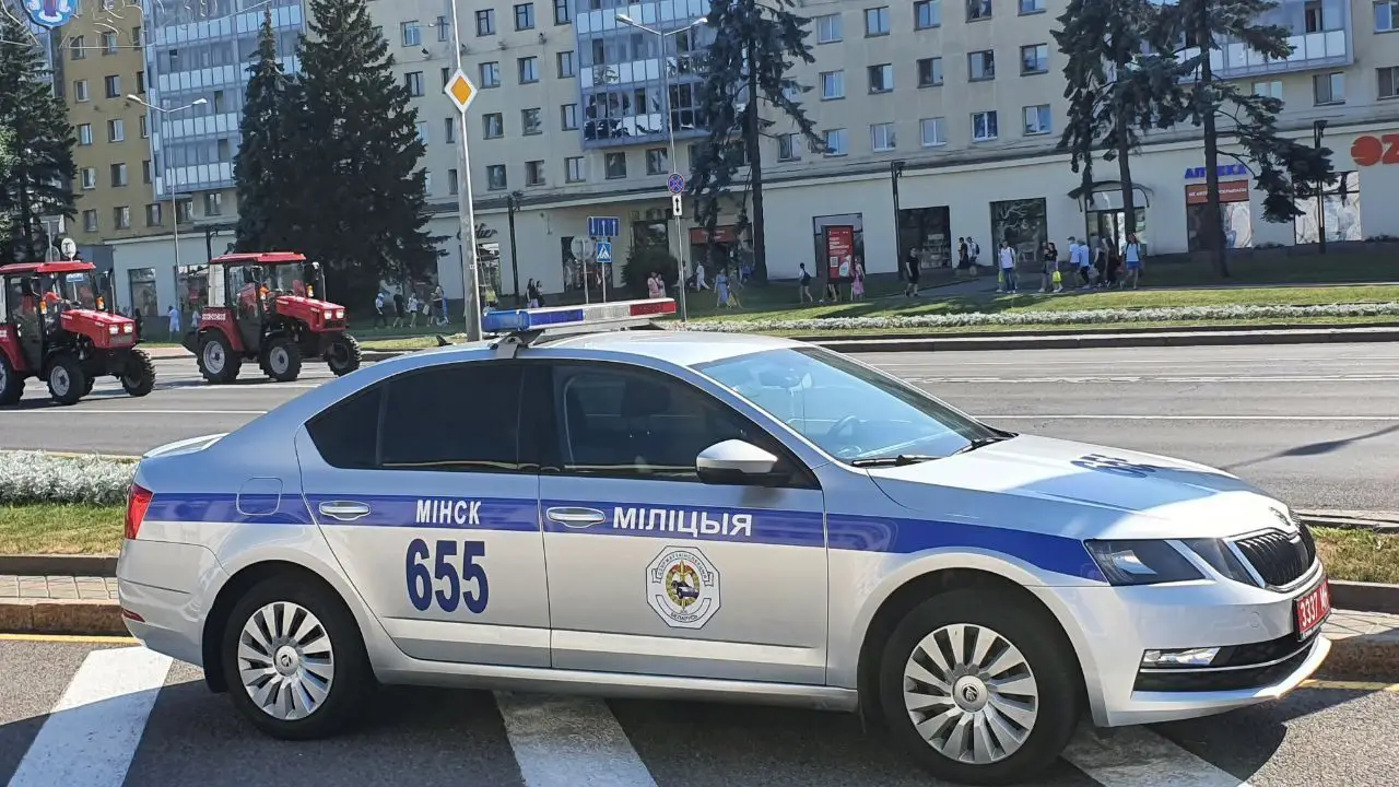 В Минске ГАИ на этих выходных проводит рейды. Что важно знать водителям автомобиль милиции