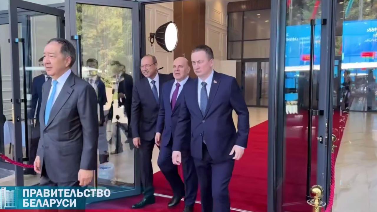 Премьер Беларуси встретился с президентом Кыргызстана Александр Турчин