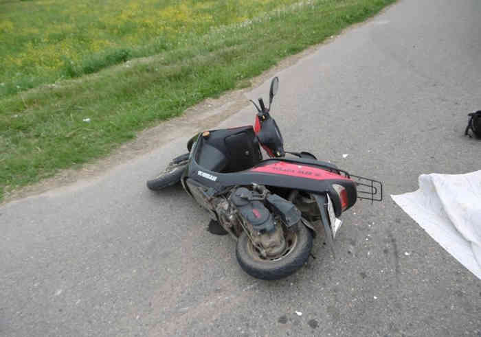 Водитель мопеда погиб при столкновении с трактором в Витебском районе