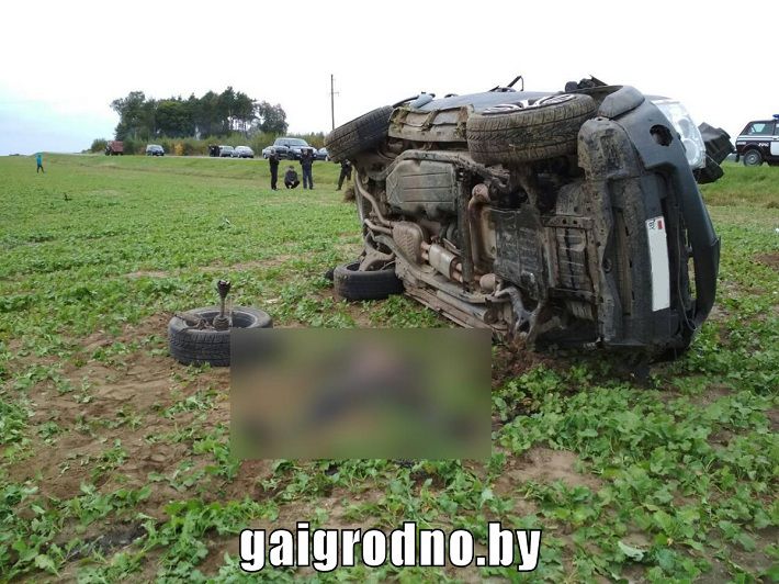 В Вороновском районе перевернулся Land Rover: погибли два человека‍