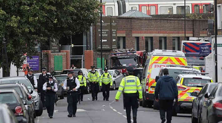 Лондонская полиция не считает терактом сегодняшний наезд на пешеходов‍