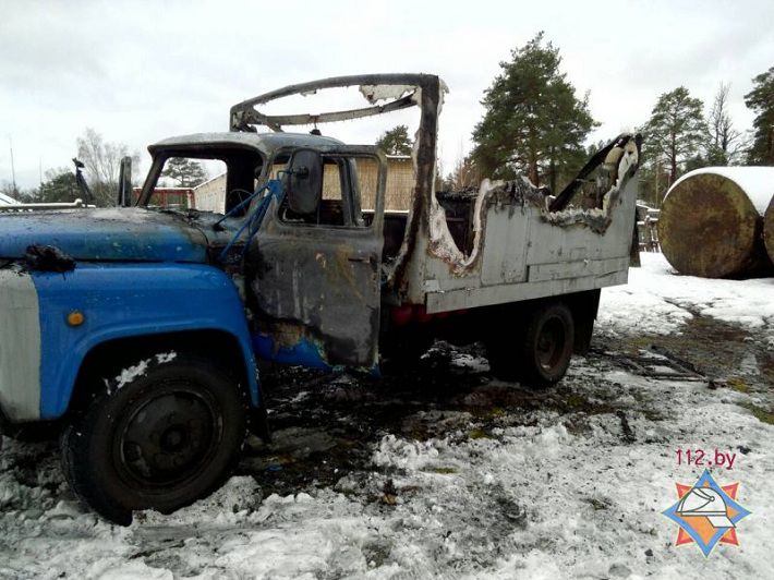 Автофургон сгорел в Осиповичском районе‍
