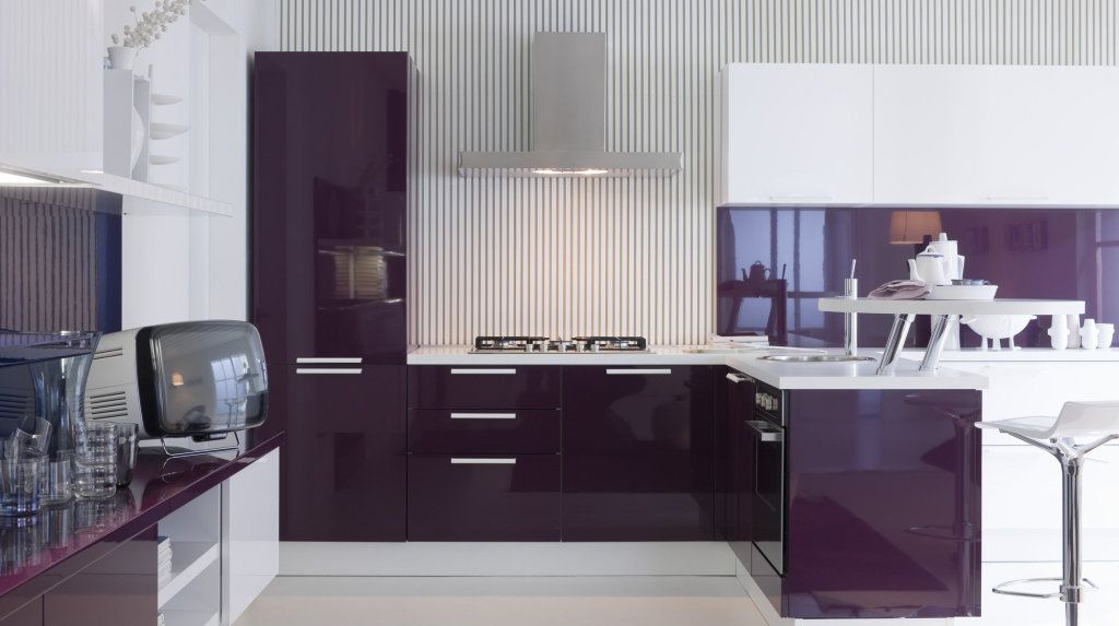 Дизайн  фиолетовых кухонь