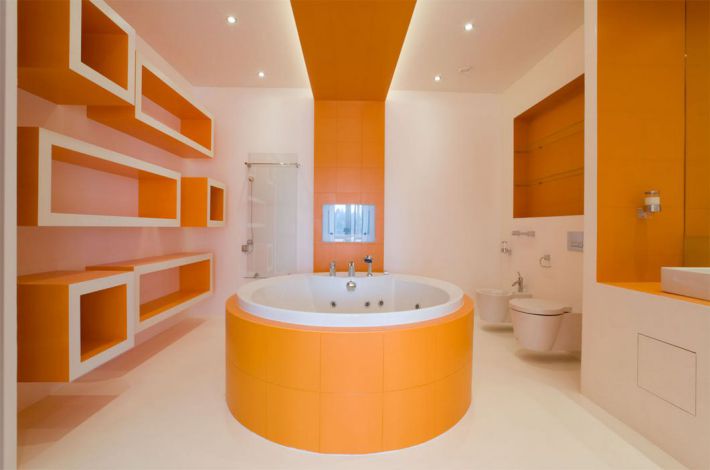 Дизайн ванной в оранжевом цвете