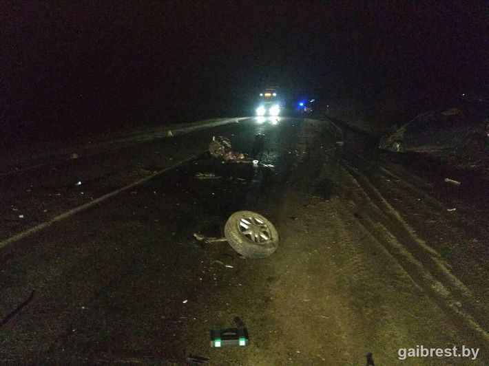 ДТП под Барановичами: легковушка развалилась на части, водитель погиб‍