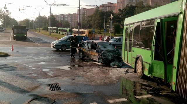19-летняя пассажирка такси погибла в ДТП в Минске‍