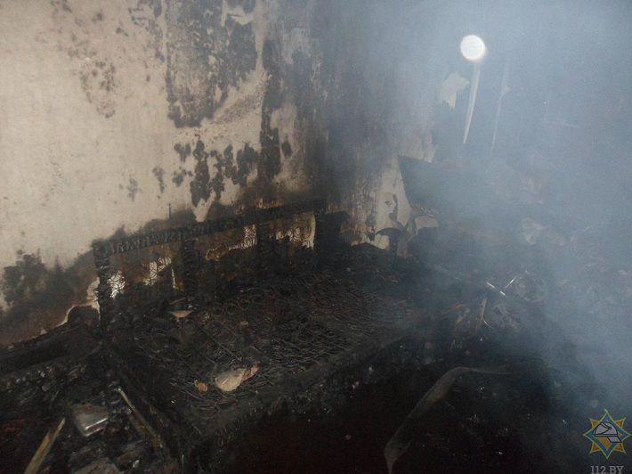 В Жлобине из-за пожара в многоэтажном доме эвакуировали 37 человек‍