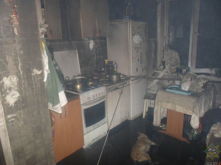 В Жлобине из-за пожара в многоэтажном доме эвакуировали 37 человек‍