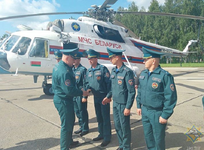 Вертолет МЧС Беларуси вылетел в Латвию для помощи в тушении пожара