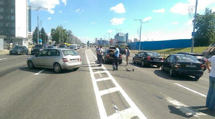 В Минске произошло ДТП с участием пяти автомобилей