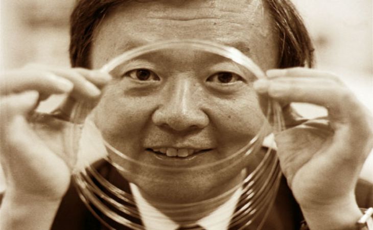 Умер лауреат Нобелевской премии по физике Чарльз Као