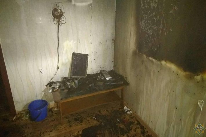 В Минске горела квартира: из дома эвакуировали 10 жильцов