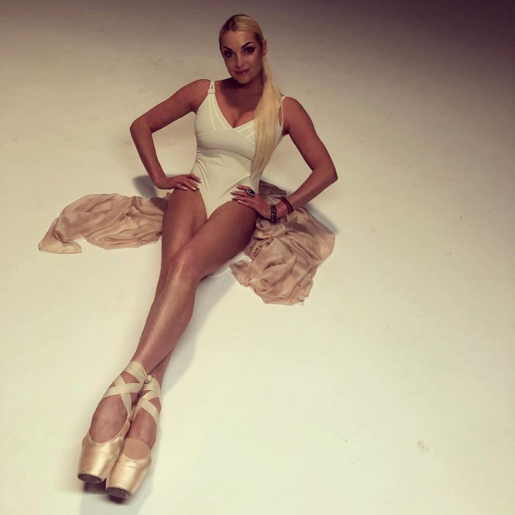 «Сдвинутые ноги – редкое явление»: Волочкова удивила фанатов в Instagram
